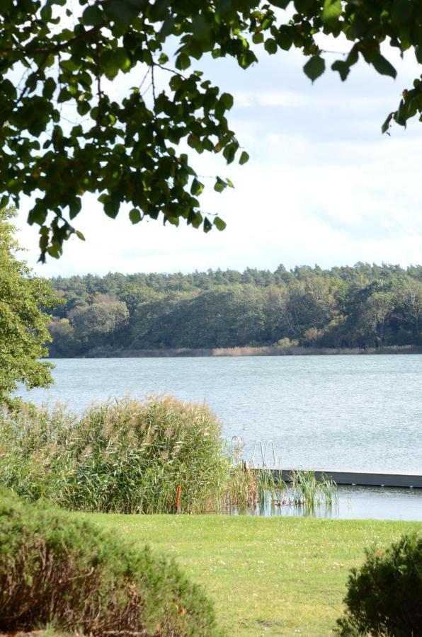 Hotel & Restaurant Haus Am See Locknitz Exterior foto