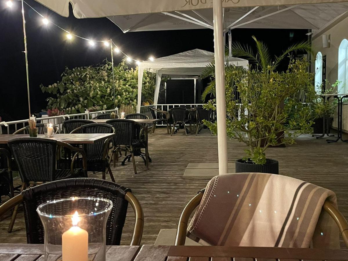Hotel & Restaurant Haus Am See Locknitz Exterior foto