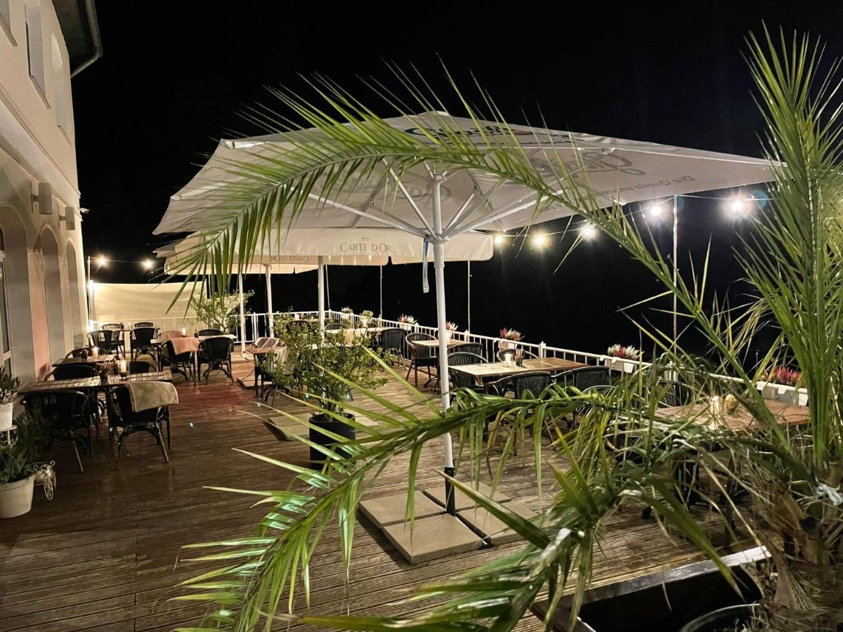 Hotel & Restaurant Haus Am See Locknitz Exterior foto